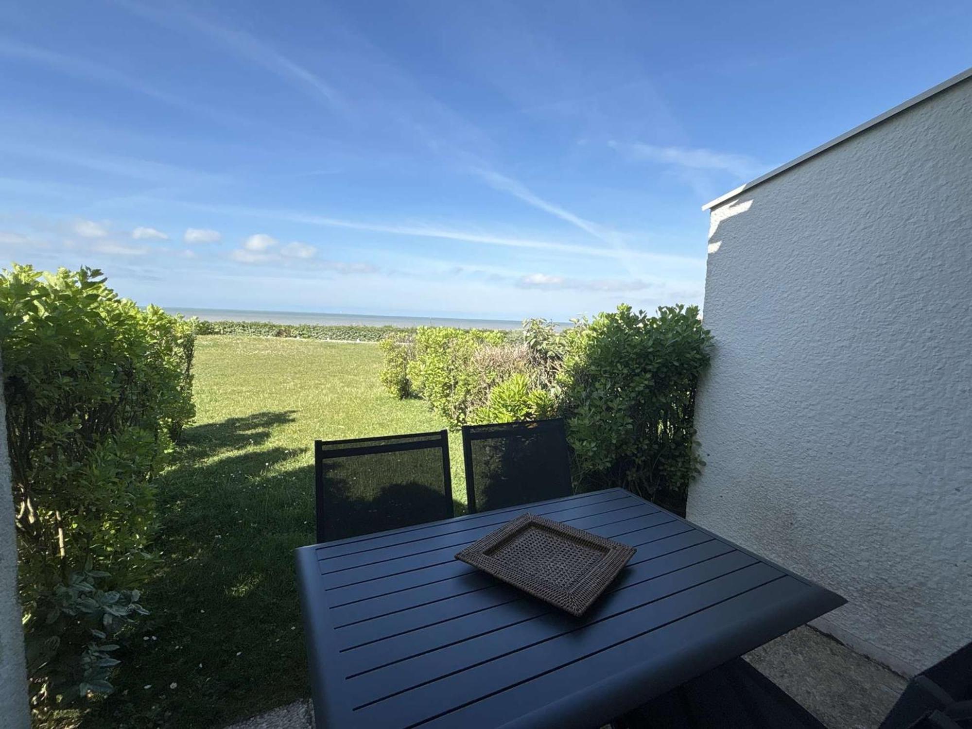 Studio En Bord De Mer A Royan, Parking, Tv, Tout Equipe - Fr-1-494-67 מראה חיצוני תמונה